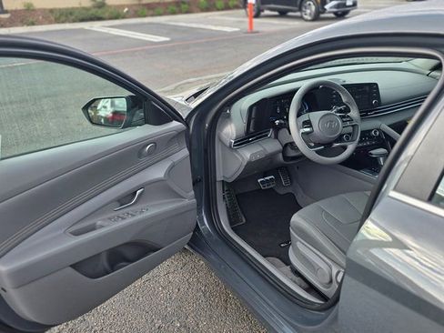 New 2026 Hyundai Elantra SEL Sport Premium FWD image 35