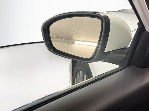 Used 2023 Nissan Altima 2.5 SV FWD image 16