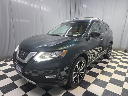 Used 2019 Nissan Rogue SL w/ Premium Package image 1