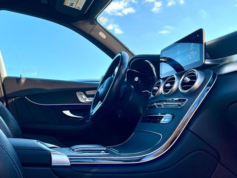 Certified 2022 Mercedes-Benz GLC 300 4MATIC image 15