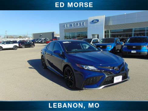 Used 2024 Toyota Camry XSE w/ Navigation Package image 4