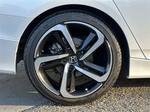 Used 2019 Honda Accord Sport image 30