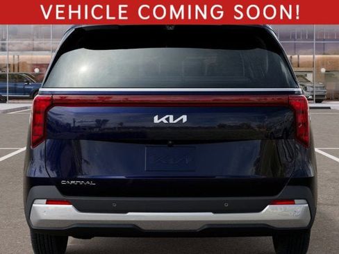 New 2026 Kia Carnival LXS image 13