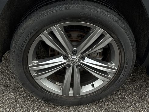 Used 2019 Volkswagen Atlas SEL R-Line image 33