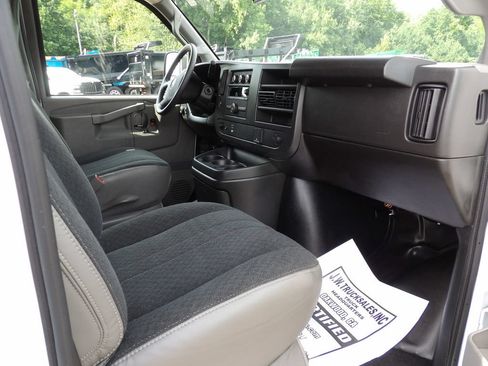 Used 2025 GMC Savana 2500 w/ Driver Convenience Package RWD image 33