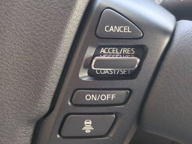 Used 2022 Nissan Frontier SV AWD/4WD image 25