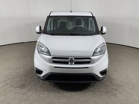 Used 2018 RAM ProMaster City Tradesman SLT image 2