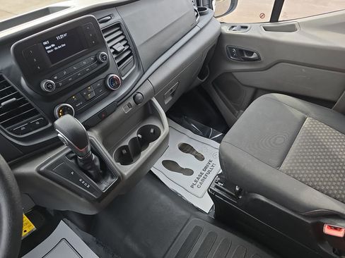 Used 2024 Ford Transit 250 Low Roof w/ Exterior Upgrade Package image 25