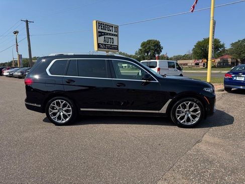 Used 2019 BMW X7 xDrive40i w/ Cold Weather Package AWD/4WD image 3