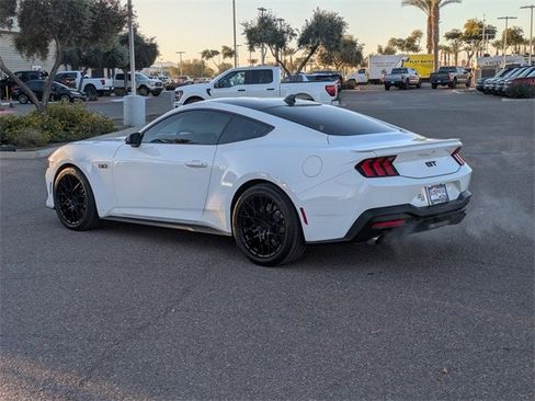 Used 2024 Ford Mustang GT Premium image 4