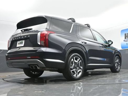 Used 2023 Hyundai Palisade Limited FWD image 24