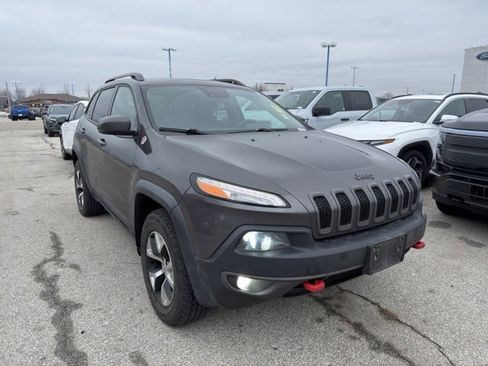 Used 2014 Jeep Cherokee Trailhawk w/ Technology Group image 8