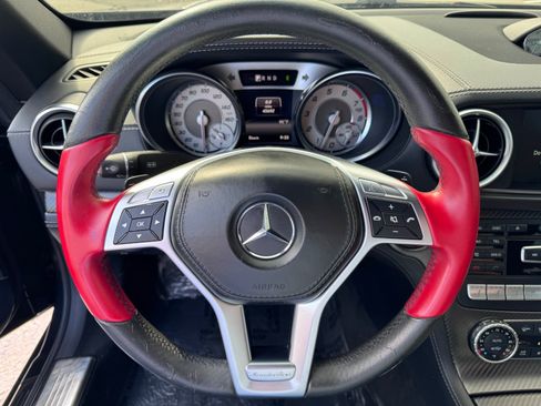Used 2016 Mercedes-Benz SL 550 image 17