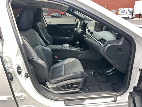 Used 2020 Lexus ES 350 w/ Accessory Package FWD image 15