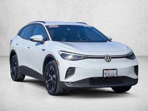 Used 2022 Volkswagen ID.4 Pro image 3