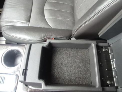 Used 2016 Buick Enclave Leather AWD/4WD image 34