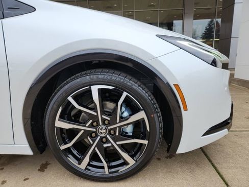 New 2026 Toyota Prius XSE image 6