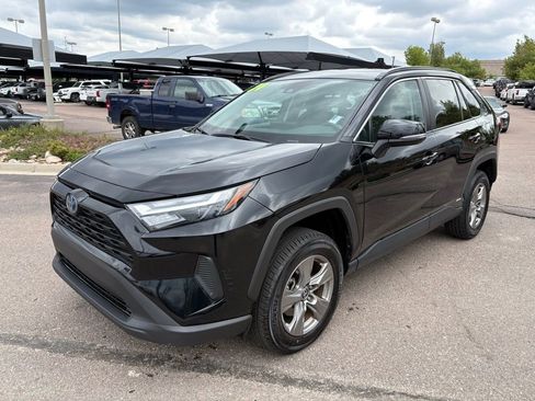 Used 2024 Toyota RAV4 XLE image 5