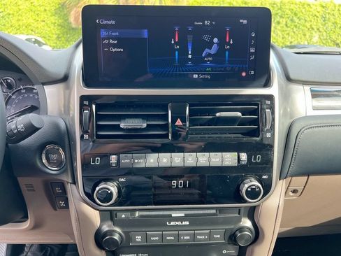 Used 2023 Lexus GX 460 Premium w/ Premium Package AWD/4WD image 18