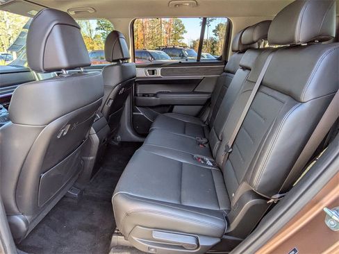 Certified 2024 Hyundai Santa Fe Limited image 13