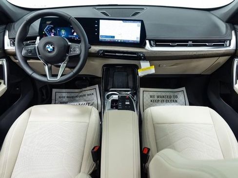 Used 2025 BMW X1 xDrive28i image 26