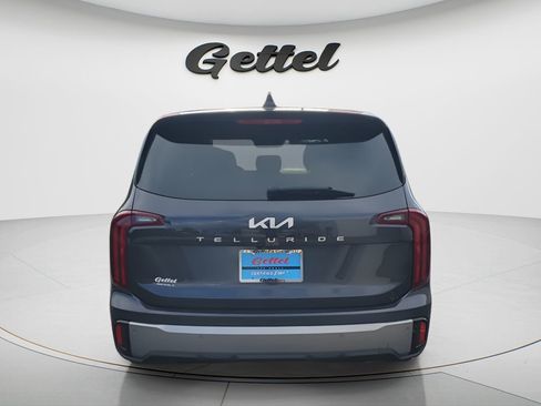 Used 2025 Kia Telluride LX FWD image 4