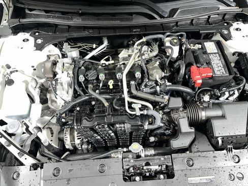 Used 2023 Nissan Altima 2.5 SV image 12