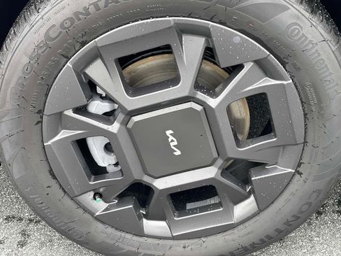 New 2026 Kia Carnival EX image 9