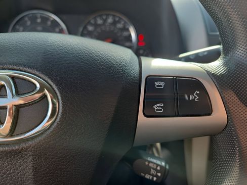 Used 2011 Toyota Corolla S image 14