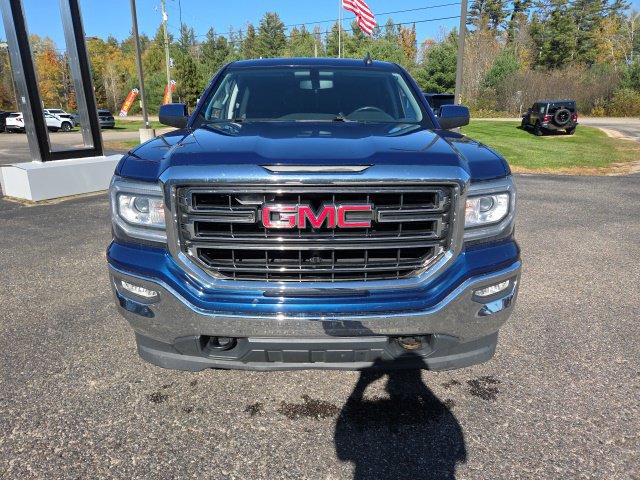 Used 2017 GMC Sierra 1500 SLE w/ SLE Value Package AWD/4WD image 2
