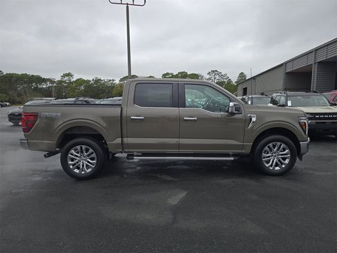 New 2025 Ford F150 Lariat w/ Equipment Group 501A Mid image 3