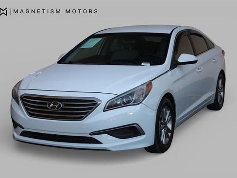 Used 2016 Hyundai Sonata SE image 4