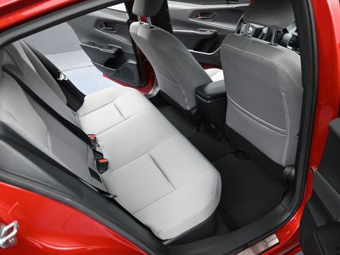 Used 2024 Toyota Prius LE image 19