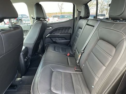 Used 2022 GMC Canyon Denali image 13