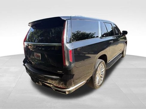 Used 2023 Cadillac Escalade ESV Premium Luxury AWD/4WD image 4
