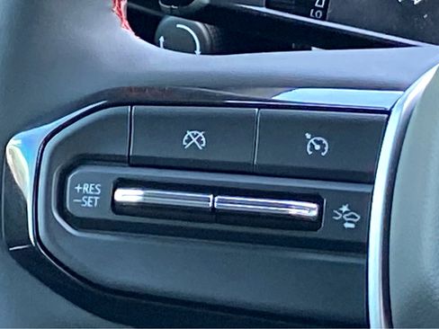 New 2025 Chevrolet Colorado Z71 w/ Technology Package image 13