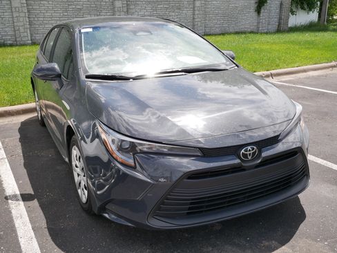 Certified 2026 Toyota Corolla LE FWD image 3