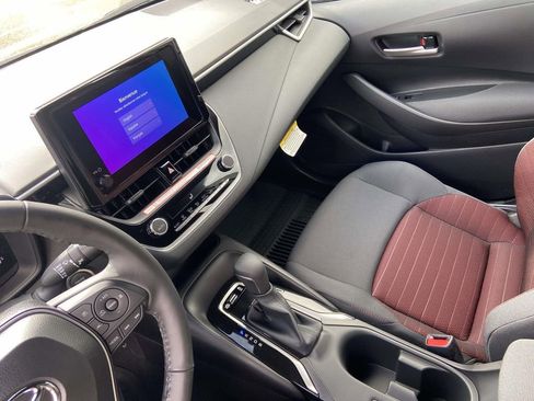 Used 2026 Toyota Corolla SE image 31