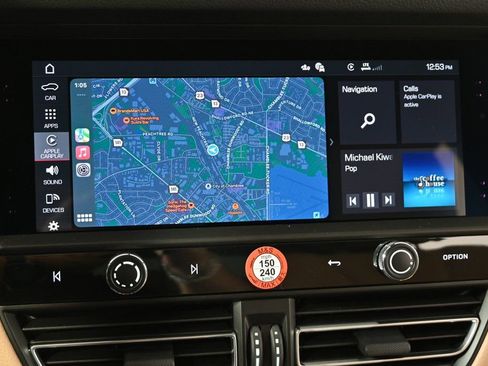 Used 2026 Porsche Macan AWD/4WD image 15