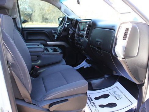 Used 2019 Chevrolet Silverado 2500 LT image 17