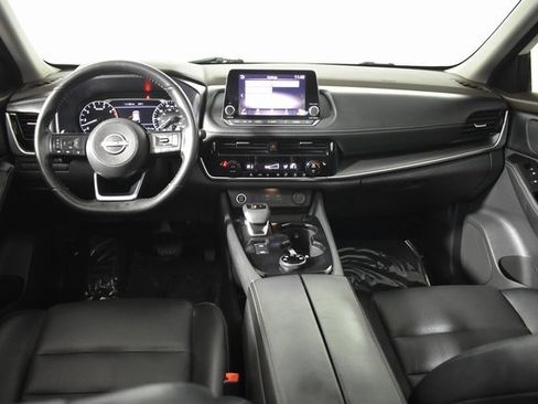 Certified 2022 Nissan Rogue SV w/ SV Premium Package image 25