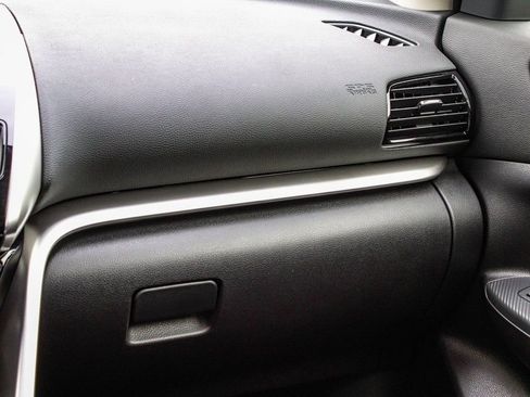 New 2026 Mitsubishi Eclipse Cross SE image 18