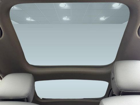 New 2026 Mercedes-Benz GLB 250 image 15