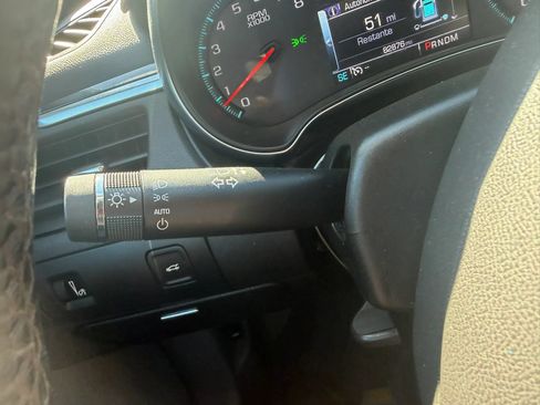 Used 2019 Chevrolet Impala LT FWD image 22