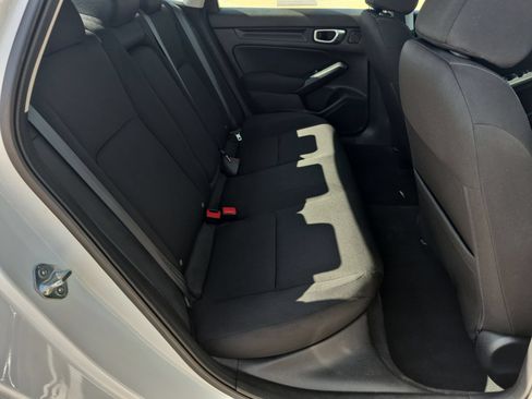 Used 2023 Honda Civic EX image 29