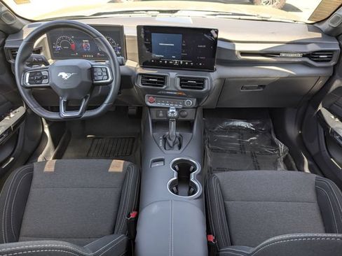 Used 2025 Ford Mustang GT RWD image 16