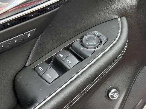 Used 2023 Buick Envision Essence AWD/4WD image 15