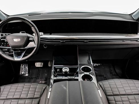 Used 2025 Cadillac Escalade V image 13