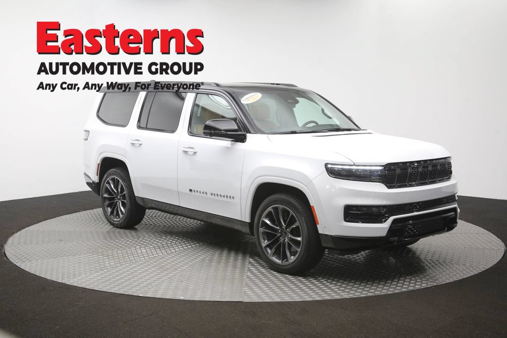 Used 2025 Jeep Grand Wagoneer Series III w/ Rear Seat Video Group 1 AWD/4WD image 55