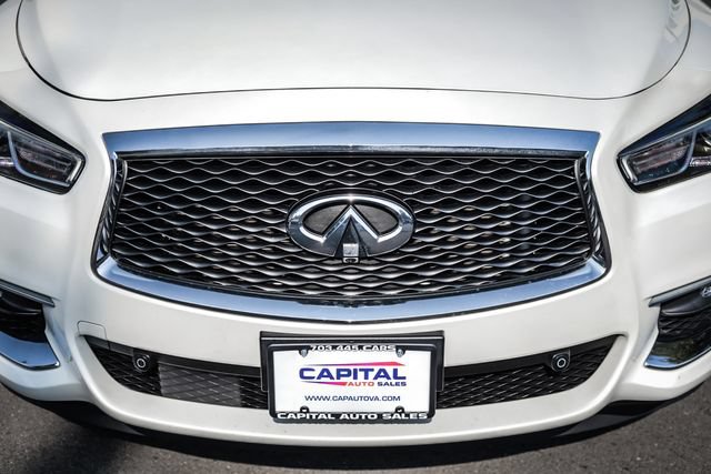 Used 2017 INFINITI QX60 Luxe w/ Deluxe Technology Package AWD/4WD image 8